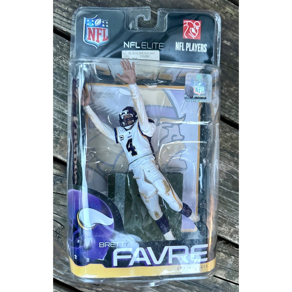 2010 McFarlane Brett Favre NFL Elite Series Minnesota Vikings  White Jersey NIB